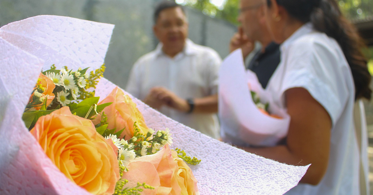 Director ejecutivo de NIMD rinde homenaje a los cuatro periodistas holandeses en el Día del Periodista de El Salvador